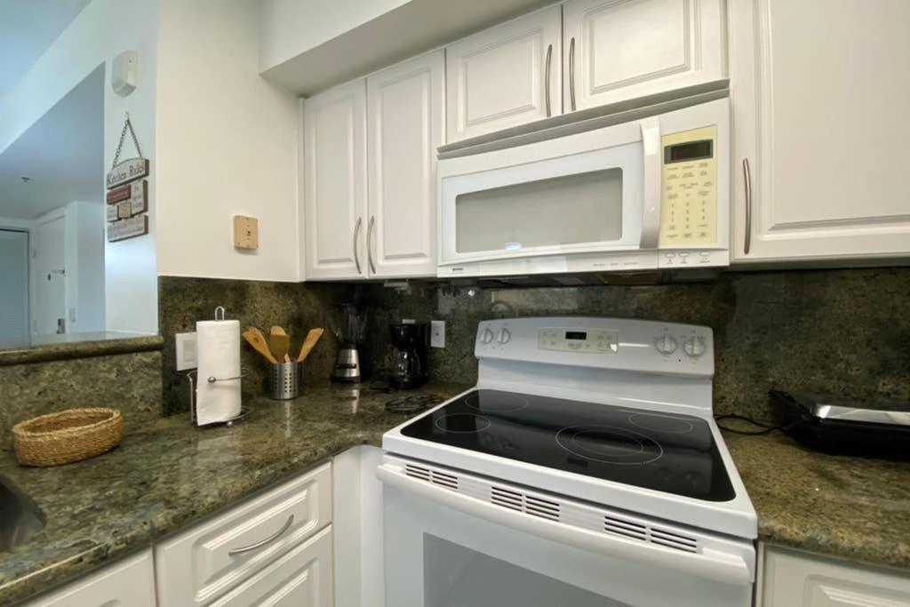 Yacht Club At Aventura 2 Bed 2 Bath Luxurius Cozy Brand New 2020 Daire Dış mekan fotoğraf