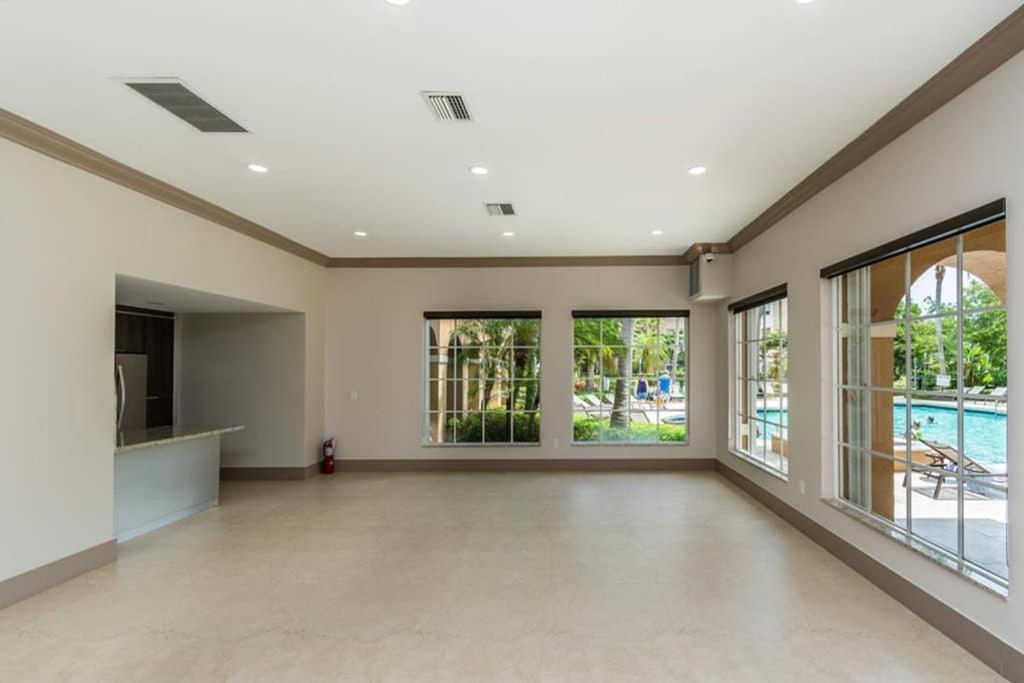 Yacht Club At Aventura 2 Bed 2 Bath Luxurius Cozy Brand New 2020 Daire Dış mekan fotoğraf